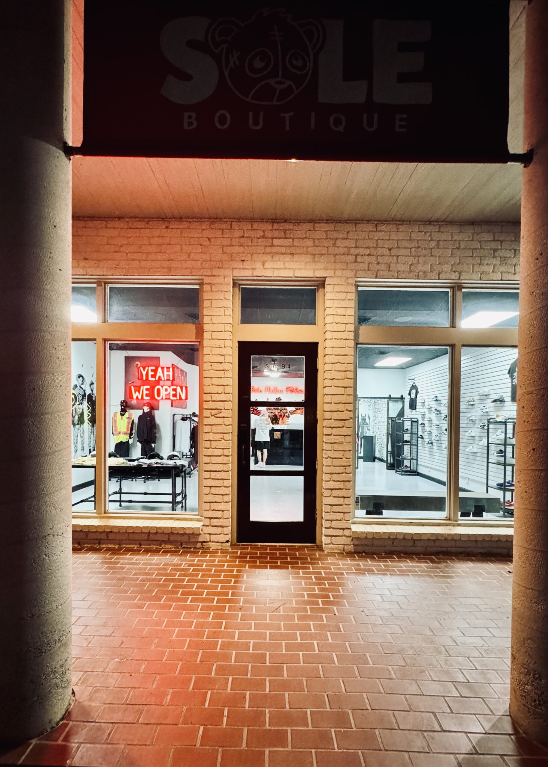 online shoe boutique